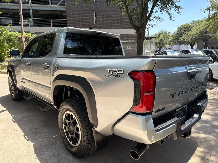 2024 Toyota Tacoma - Image 3