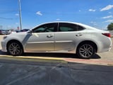 2017 Lexus ES - Preview 9