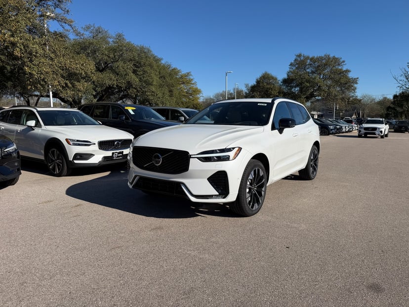 2026 Volvo XC60 - Image 1