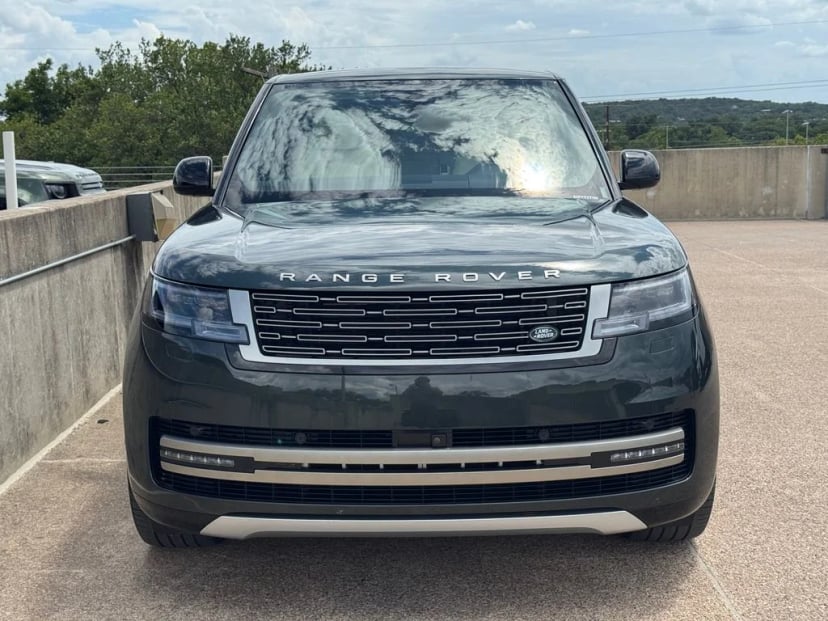 2025 Land Rover Range Rover - Image 3