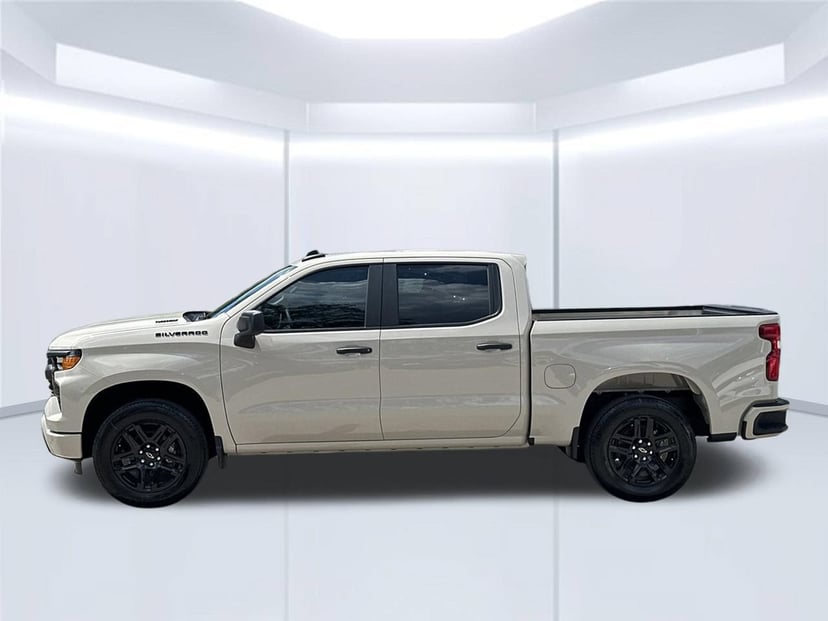 2026 Chevrolet Silverado 1500 - Image 1