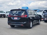 2025 Chrysler Pacifica - Preview 7