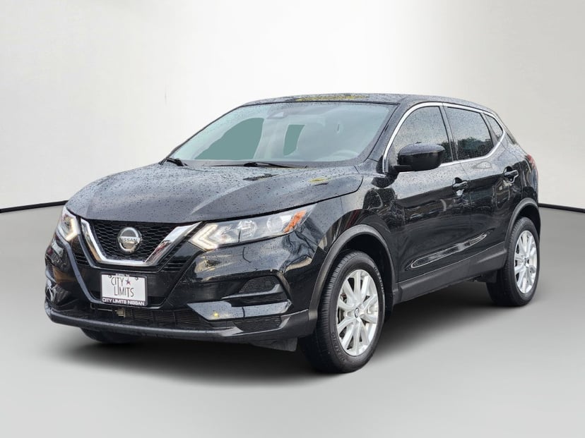 2022 Nissan Rogue Sport - Image 1