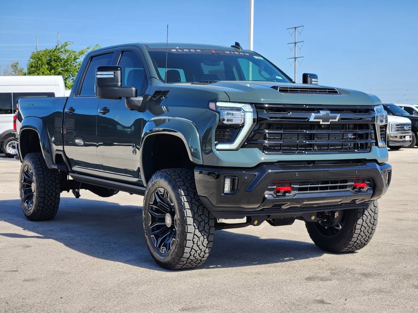 2026 Chevrolet Silverado HD - Image 2