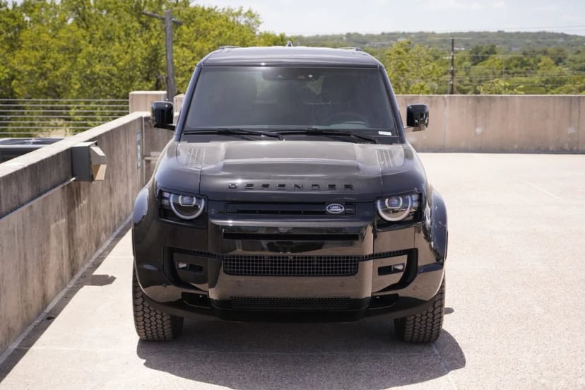 2026 Land Rover Defender - Image 3