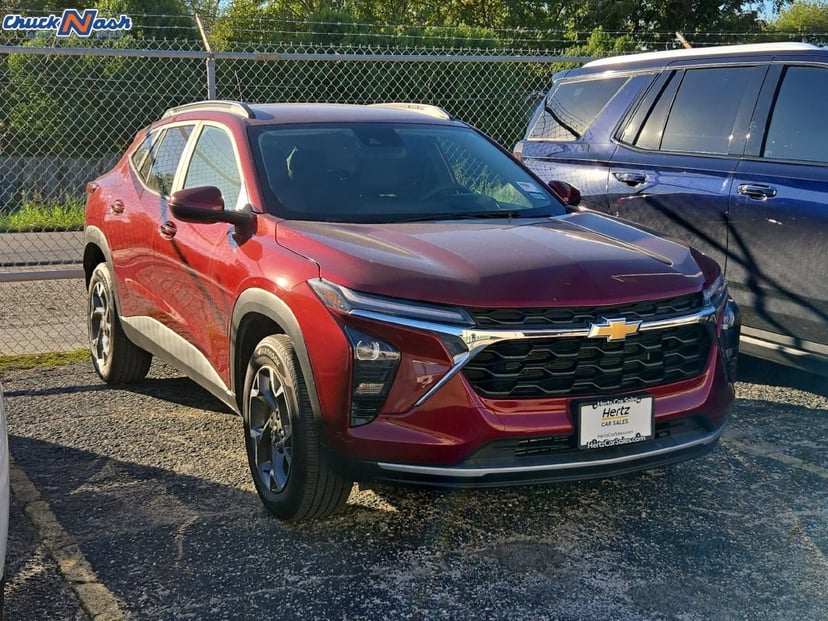 2025 Chevrolet Trax - Image 1