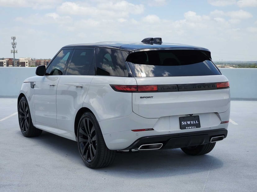 2026 Land Rover Range Rover Sport - Image 3