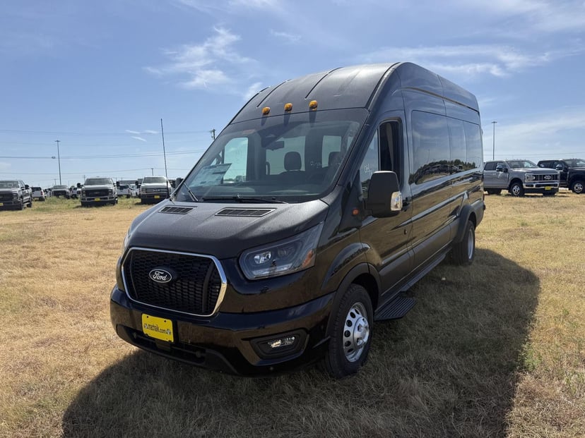 2026 Ford Transit - Image 1
