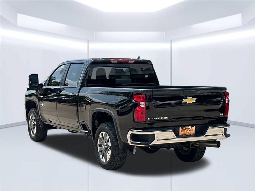 2026 Chevrolet Silverado 2500 HD - Image 3