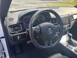 2017 Volkswagen Touareg - Preview 13
