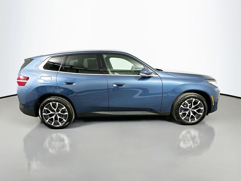 2026 BMW X3 - Image 3