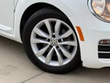 2017 Volkswagen Beetle - Preview 3
