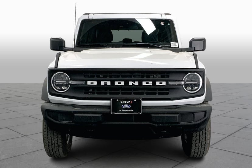 2026 Ford Bronco - Image 3
