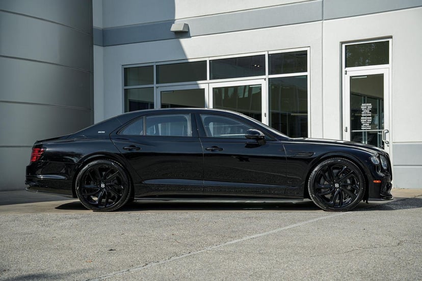 2025 Bentley Flying Spur - Image 3