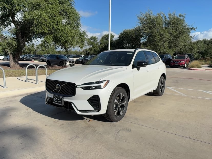 2027 Volvo XC60 - Image 1
