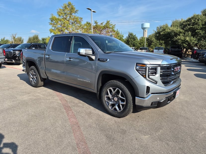 2026 GMC Sierra 1500 - Image 1