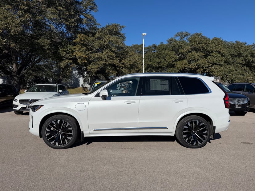 2026 Volvo XC90 - Image 1