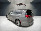 2023 Chrysler Pacifica - Preview 5