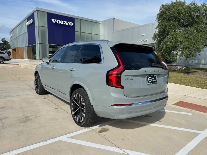 2026 Volvo XC90 - Image 1