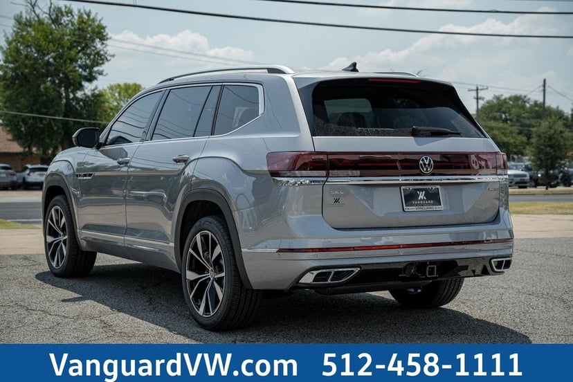 2025 Volkswagen Atlas - Image 1