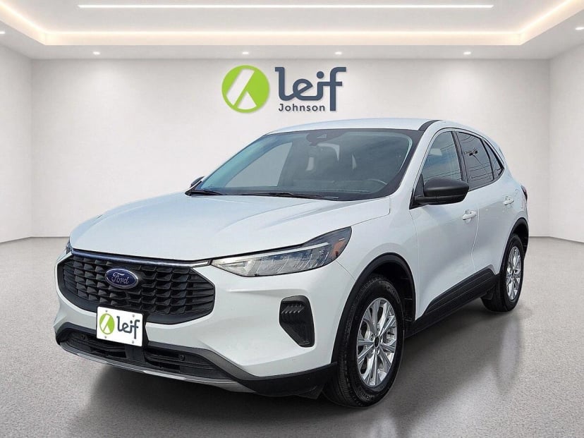 2024 Ford Escape - Image 3