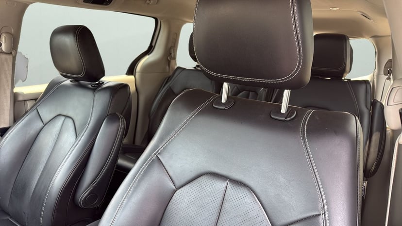 2023 Dodge Pacifica - Image 3