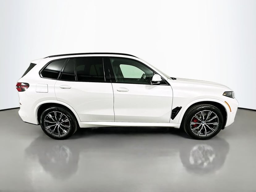 2026 BMW X5 - Image 2