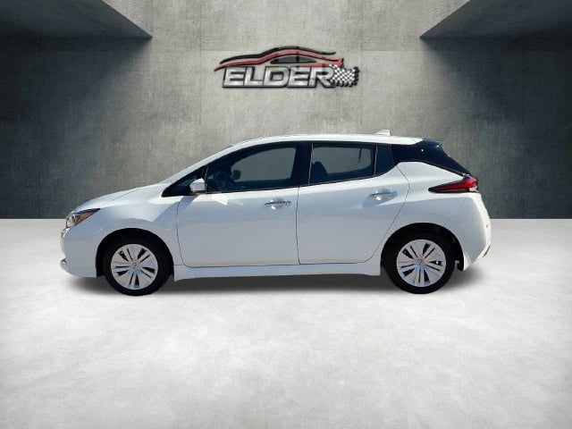 2025 Nissan Leaf - Image 1