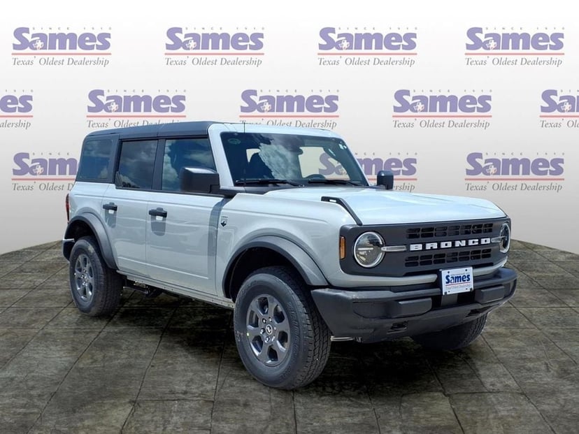 2026 Ford Bronco - Image 1