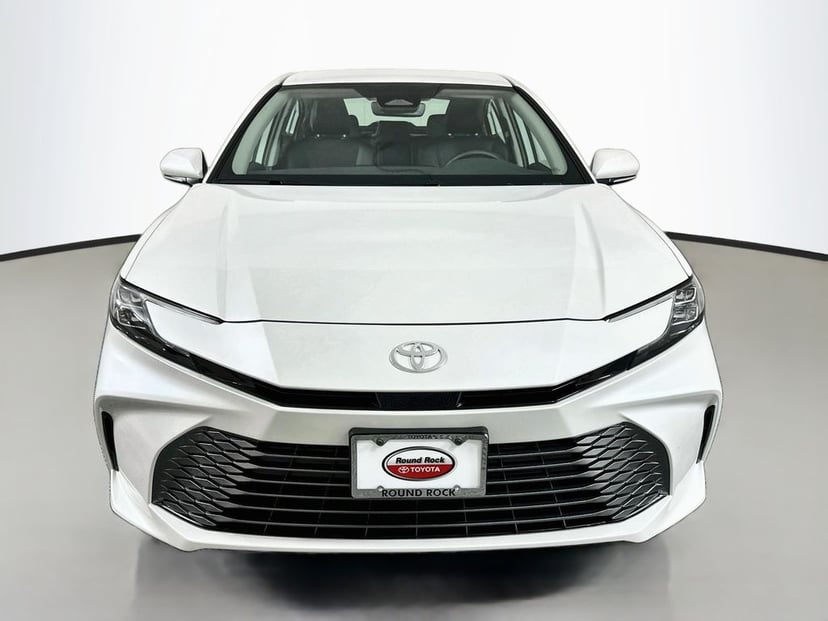 2026 Toyota Camry - Image 2
