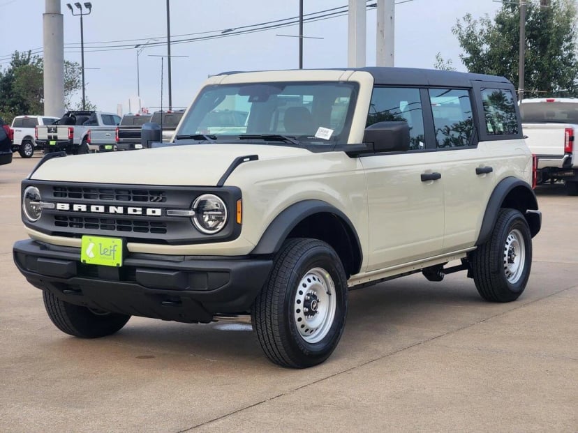 2026 Ford Bronco - Image 1