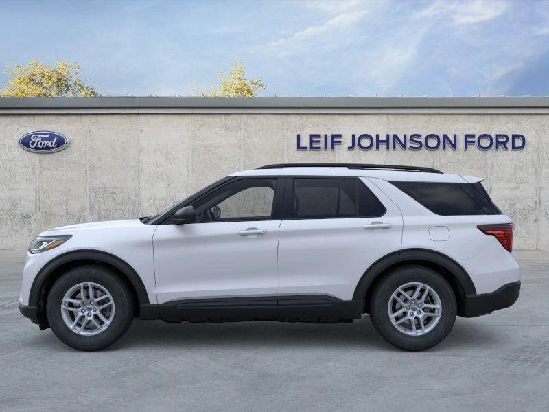 2026 Ford Explorer - Image 2