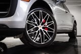 2026 Porsche Macan - Preview 12