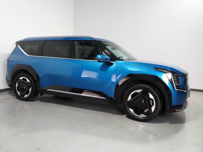 2024 Kia EV9 - Image 1