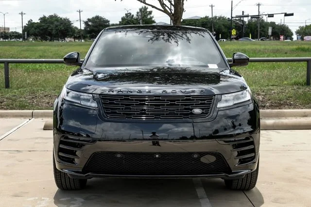 2025 Land Rover Range Rover Velar - Image 2