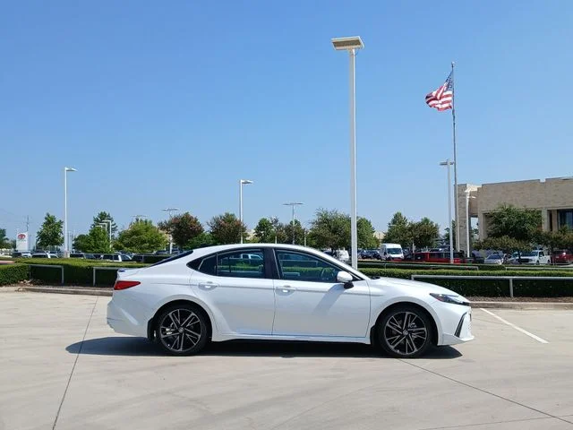 2026 Toyota Camry - Image 2