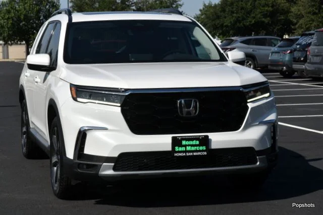 2025 Honda Pilot - Image 1