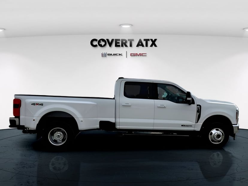 2026 Ford F-350 - Image 3