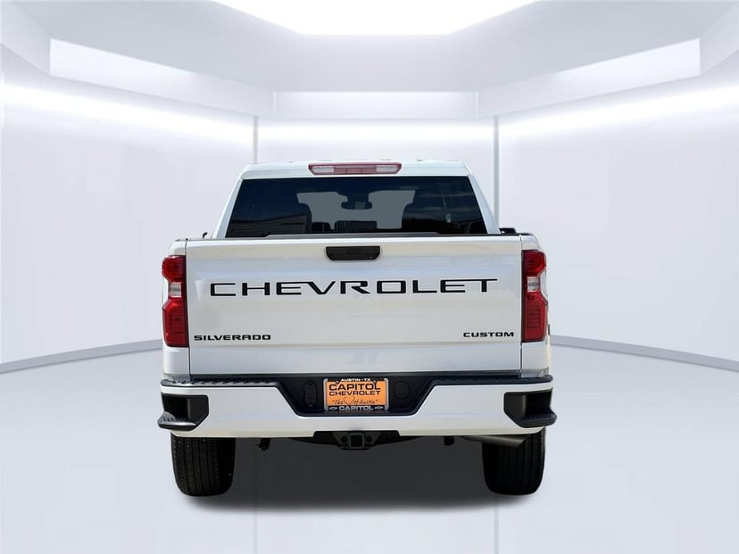 2026 Chevrolet Silverado 1500 - Image 2