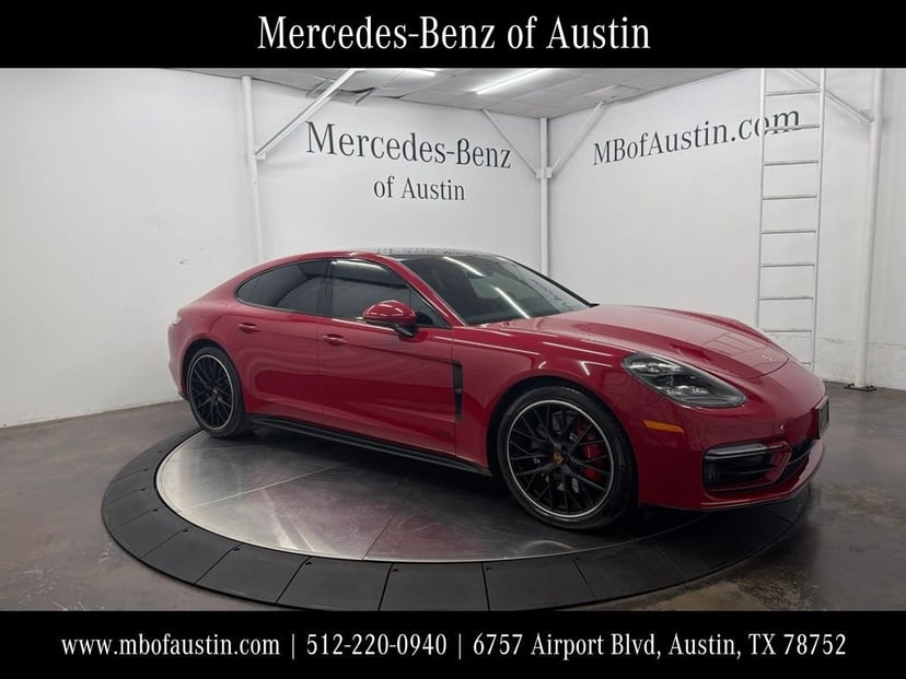 2023 Porsche Panamera - Image 1