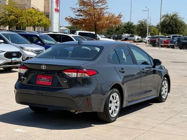 2025 Toyota Corolla - Image 2