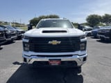 2025 Chevrolet Silverado 3500 HD - Preview 9