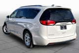2017 Chrysler Pacifica - Preview 12