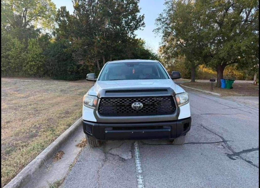 2019 Toyota Tundra - Image 3