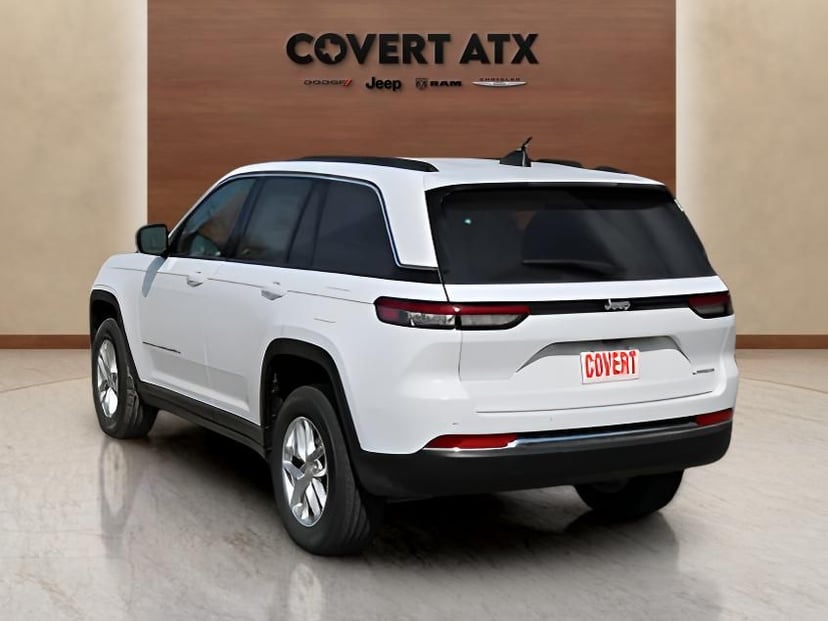 2026 Jeep Grand Cherokee - Image 3
