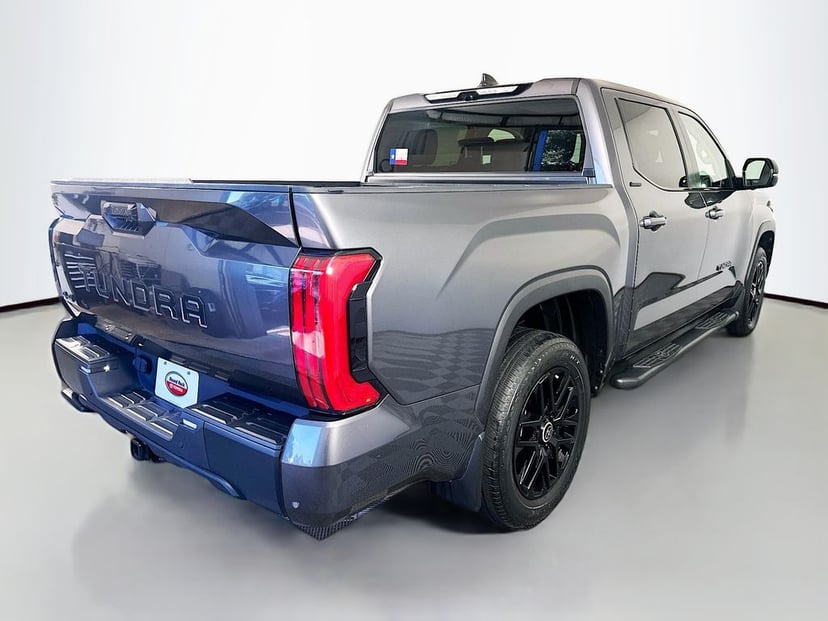 2024 Toyota Tundra - Image 3
