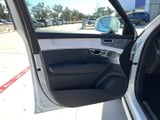 2025 Volvo XC90 - Preview 11