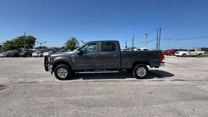 2017 Ford F-250 Super Duty - Image 3