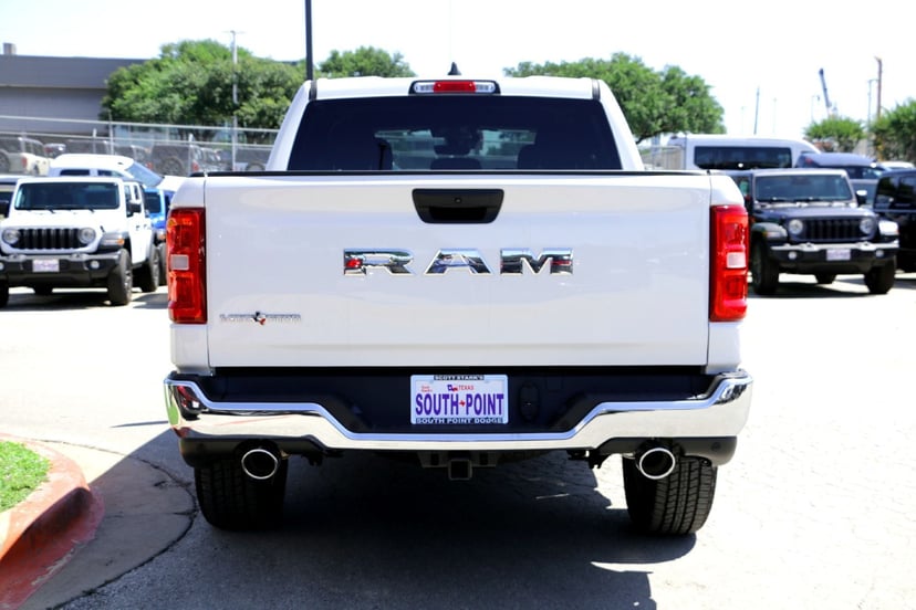 2026 Ram 1500 - Image 3