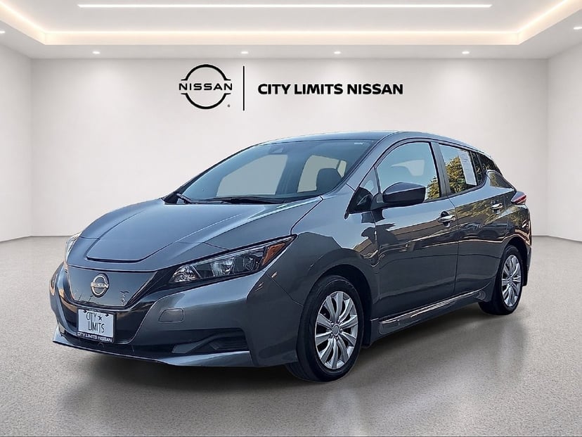 2025 Nissan Leaf - Image 1